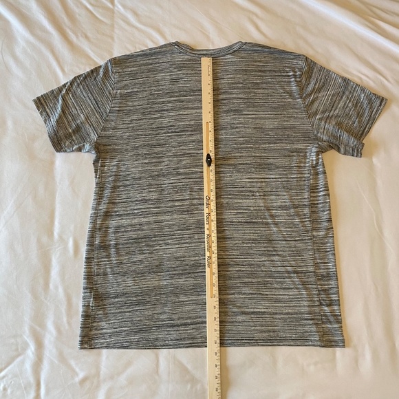 NIKE Dri-Fit Jordan Men's‎  Gray and Red OU Boomer Sooner  Logo T-Shirt (XL) - Picture 3 of 7